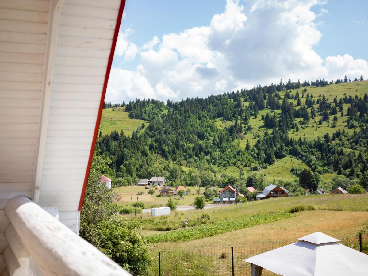 Вилла Кантрі-клуб ТИША ex-NATRAVE Изки Экстерьер фото